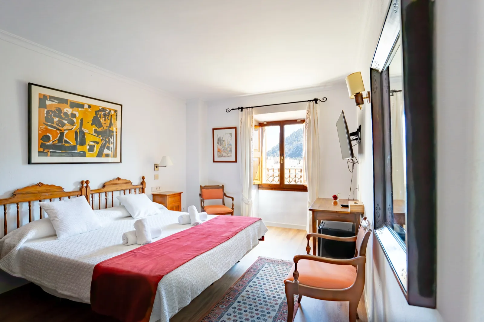 Habitación doble estándar del Hotel Juma con balcón